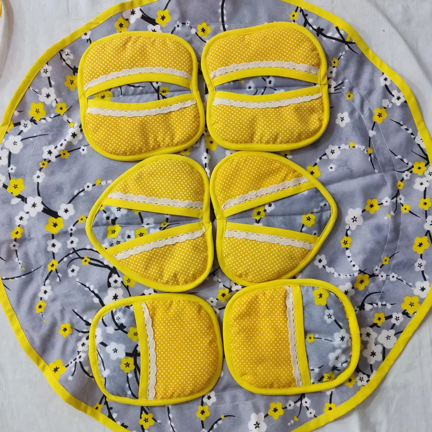 سرویس عروس|سفره، حوله، دستمال آشپزخانه|بیرجند, |دیوار