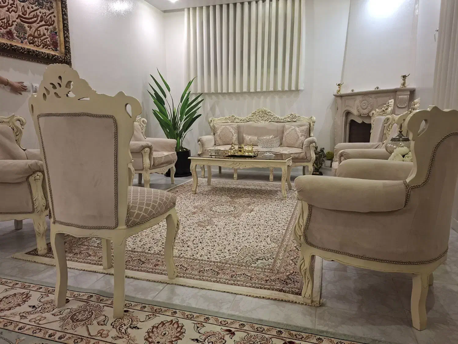 مبلمان|مبلمان خانگی و میز عسلی|شاهین‌شهر, پاسداران|دیوار