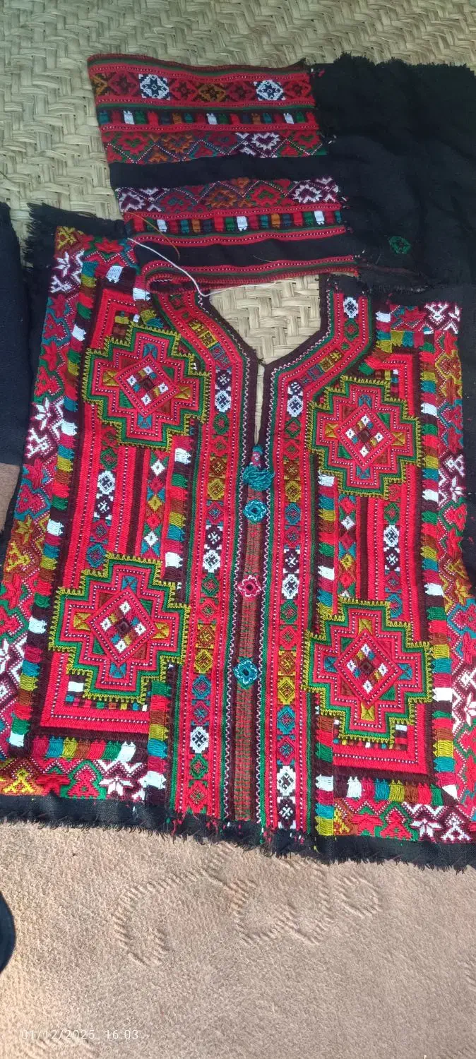 زی استین دوخت تمیز فروشی مشتری واقعی هستی پیام بده|لباس|سراوان, |دیوار