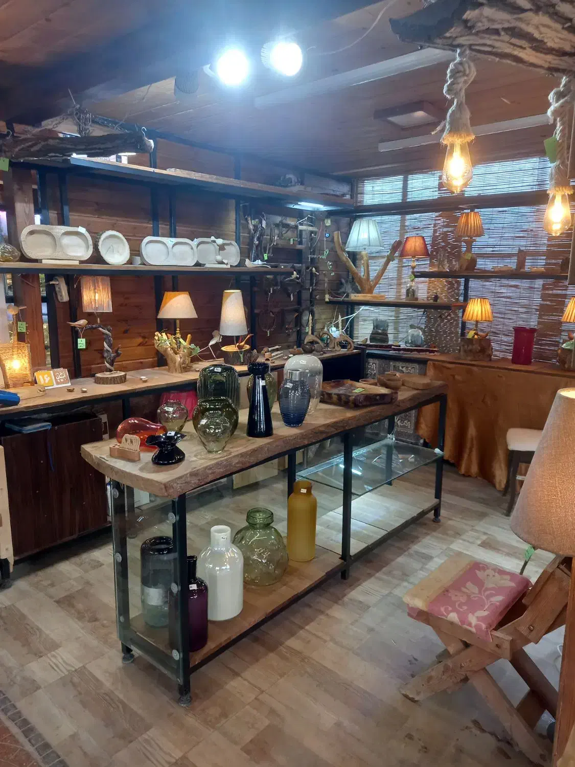 فروش آباژور و مصنوعات چوبی|چراغ خواب و آباژور|چهارباغ, |دیوار