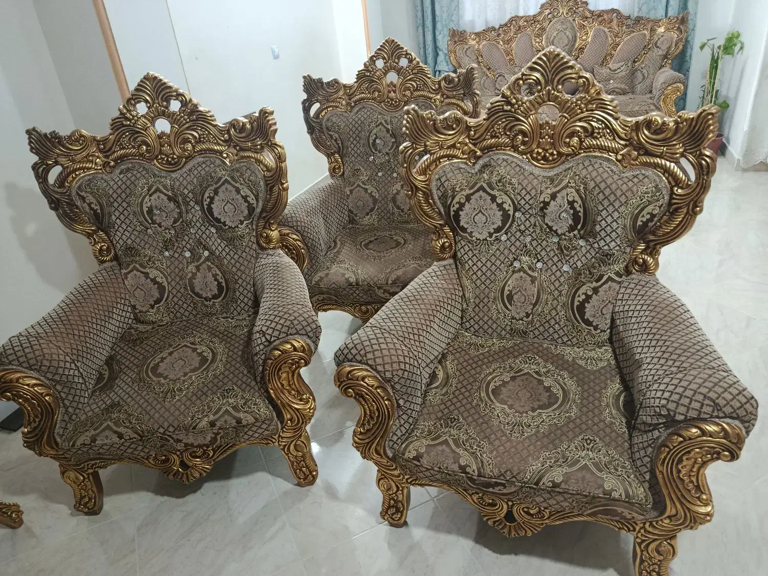 مبل سلطنتی ۹نفره|مبلمان خانگی و میز عسلی|قدس, شهر‌قدس|دیوار