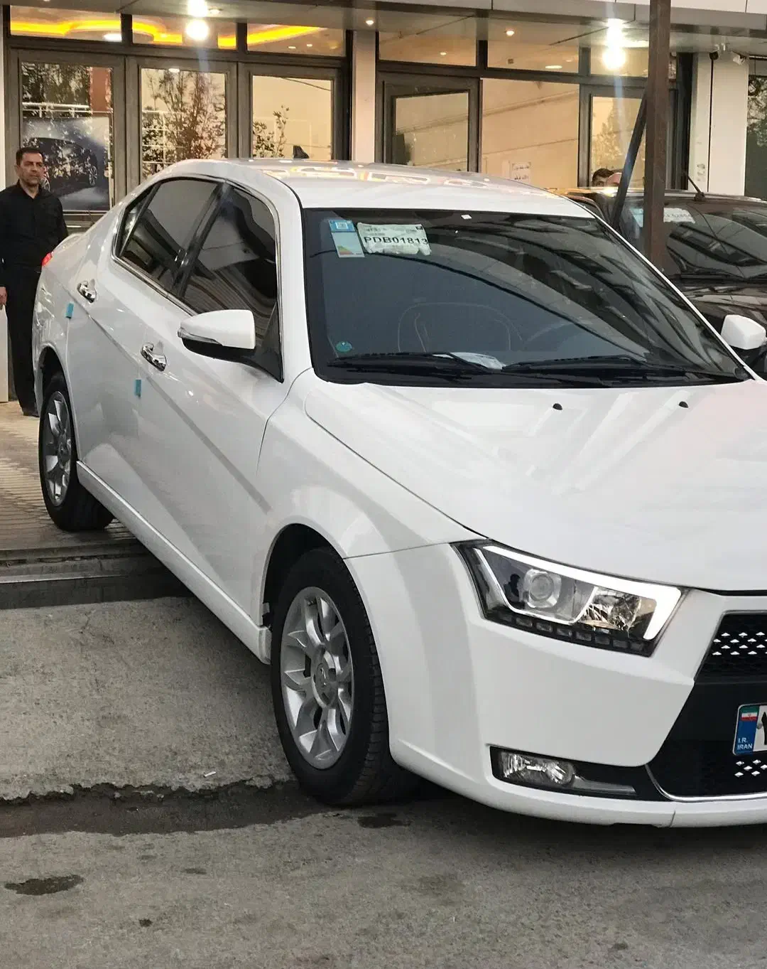 دنا پلاس مدل 1402|خودرو سواری و وانت|مریوان, |دیوار