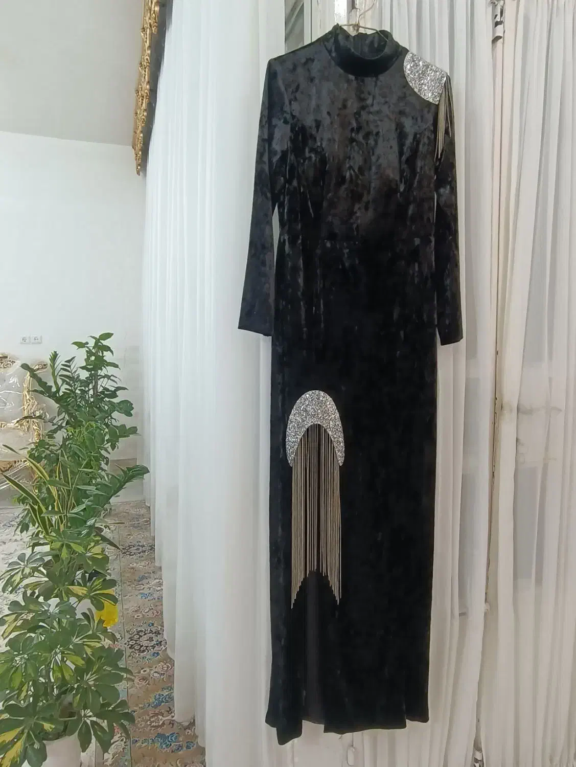 پیراهن مجلسی|لباس|تربت‌حیدریه, داروپخش|دیوار