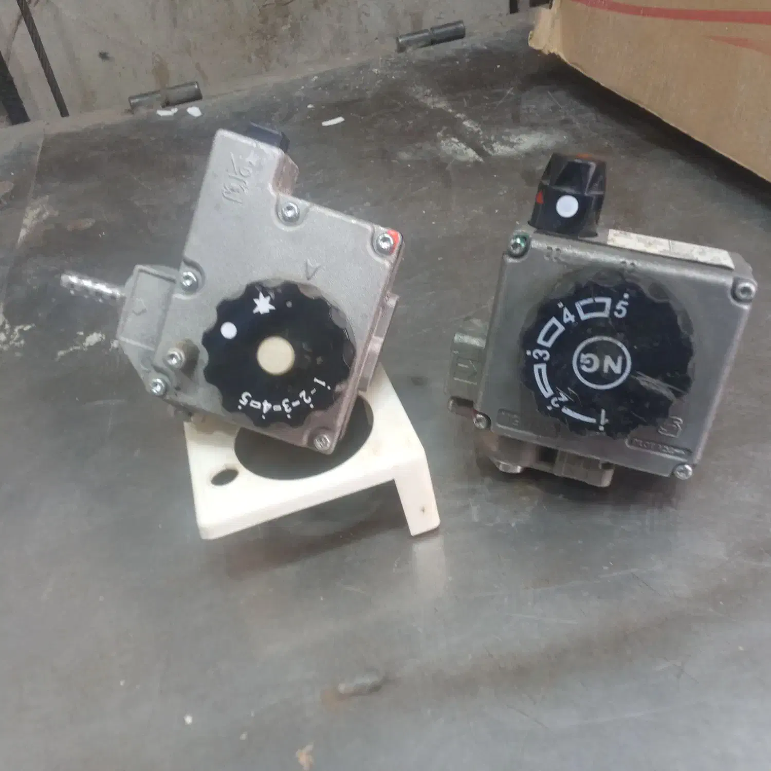 کاربرات آبگرمکن|آبگرمکن، پکیج، شوفاژ|قم, حاج خلیل|دیوار