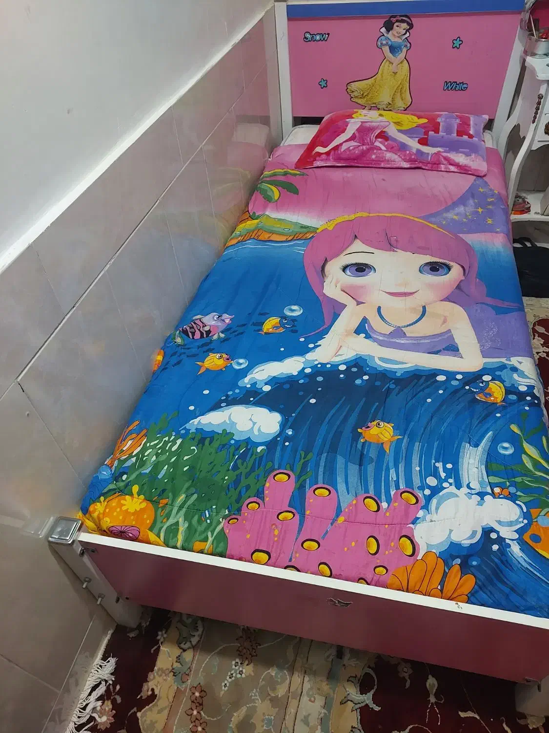 تخت کودک|تخت و صندلی بچه|دهدشت, |دیوار