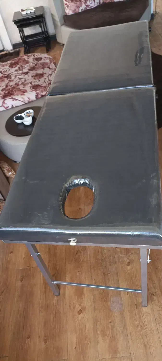 تخت مناسب برای کلینیک های زیبایی و پوست و مو|آرایشی، بهداشتی، درمانی|مشهد, شهرک ابوذر|دیوار