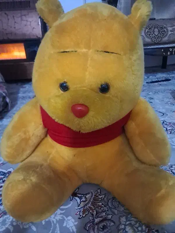 خرس|اسباب‌بازی بچه|اقبالیه, |دیوار