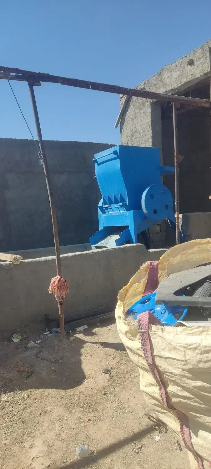 اسیاب دهنه هشتاد چکشی|ماشین‌آلات صنعتی|شهرضا, |دیوار