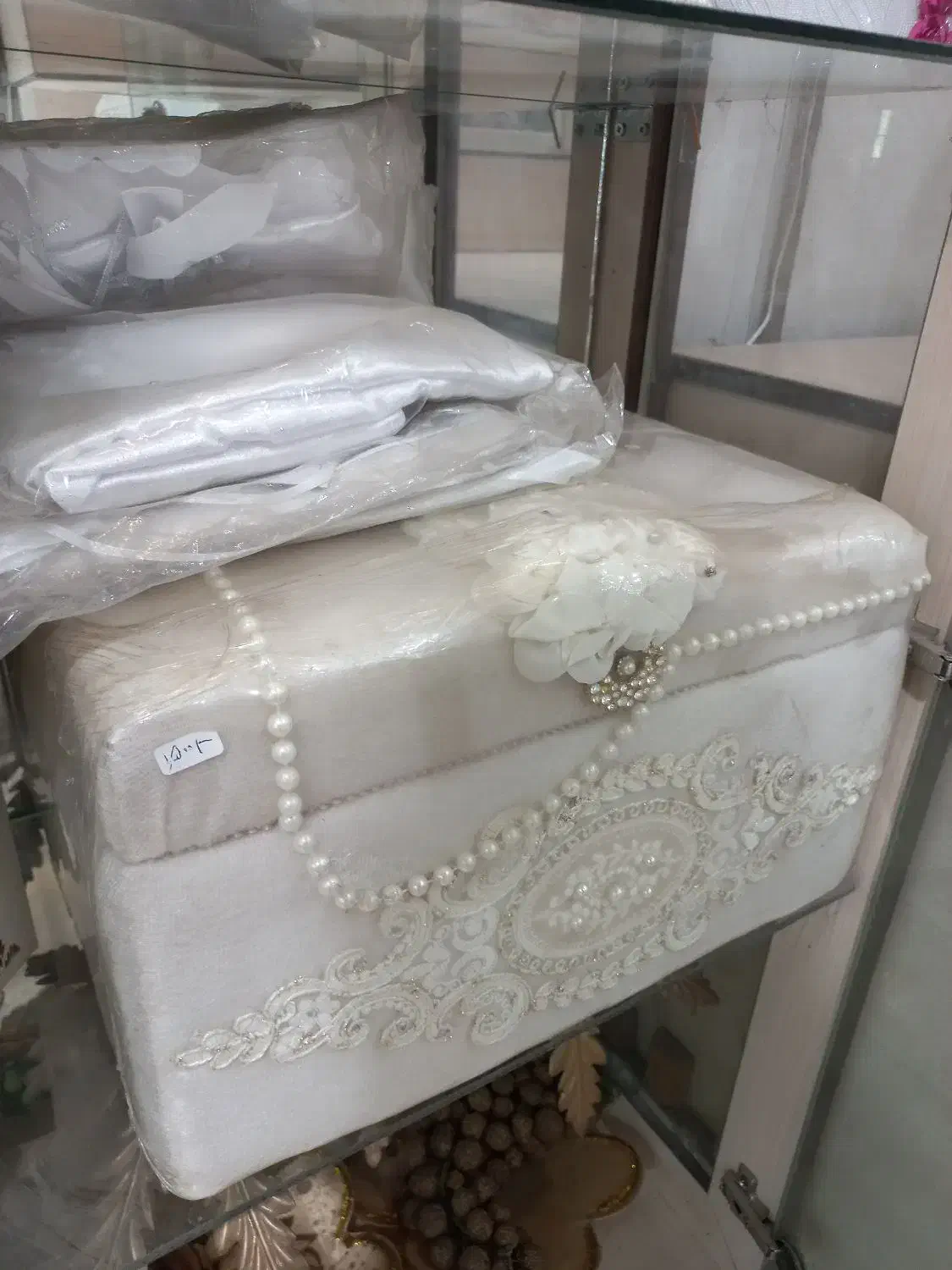 لباس مجلسی لباس عروس دفتر بله برون سبد بله برون چک|لباس|کاشان, رجایی|دیوار