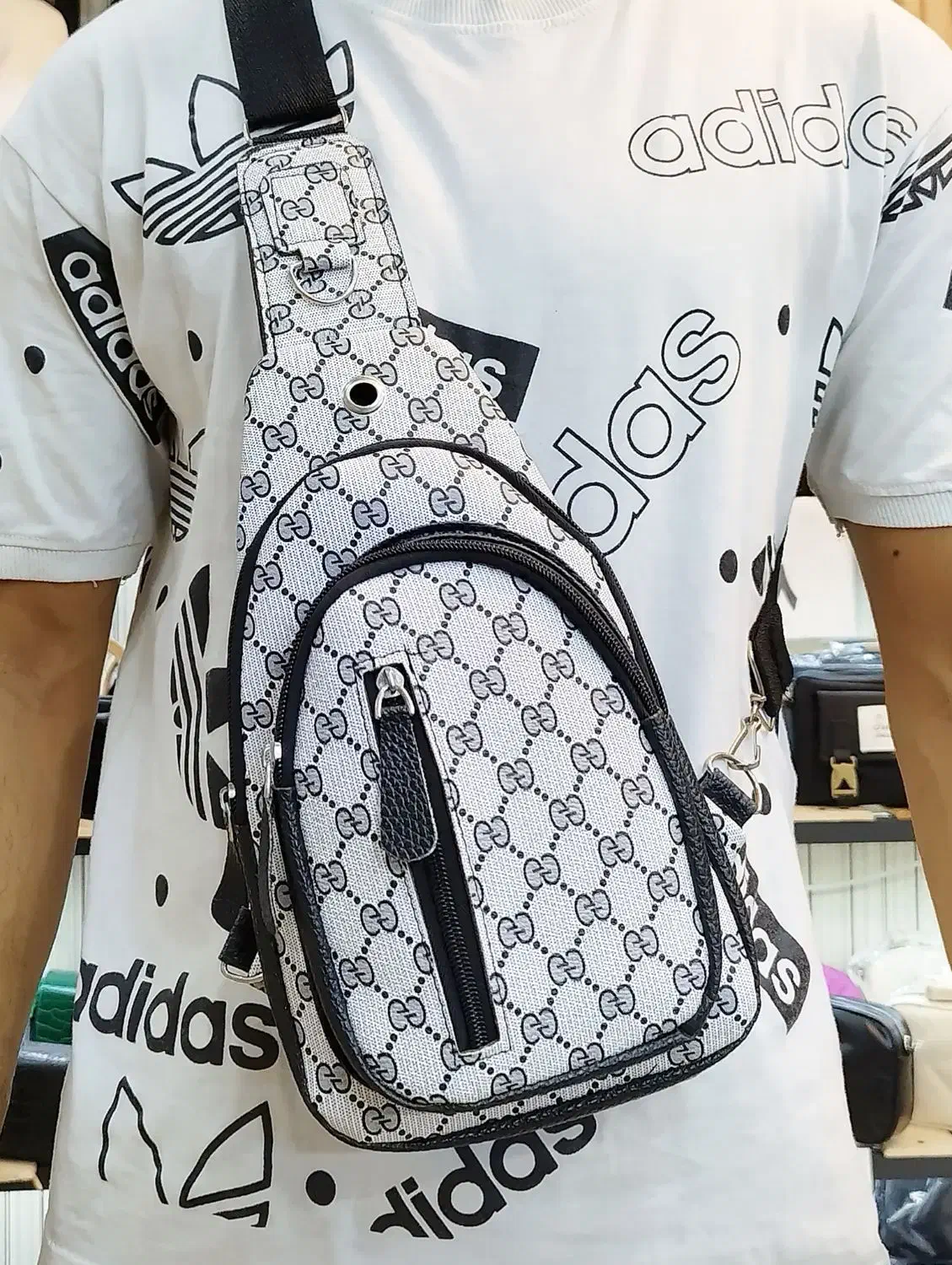 کیف بادی بگ کراس بادی کیف کلاس|کیف، کفش، کمربند|قم, هفت تیر|دیوار