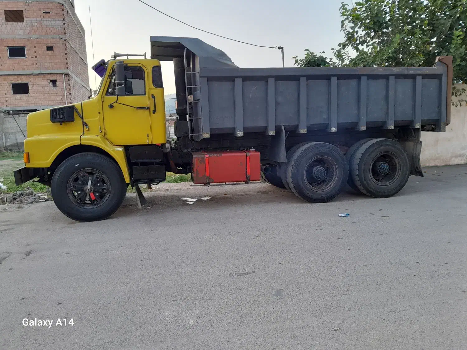 کمپرسی دهچرخ ولوو مدل ۶۹|خودرو سنگین|گرگان, |دیوار