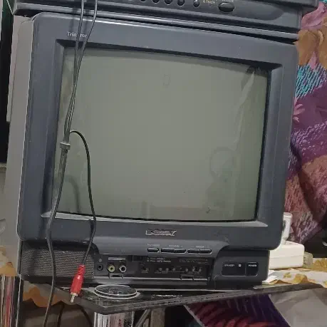 تلویزیون 14 اینج سونی|تلویزیون و پروژکتور|رشت, حمیدیان|دیوار