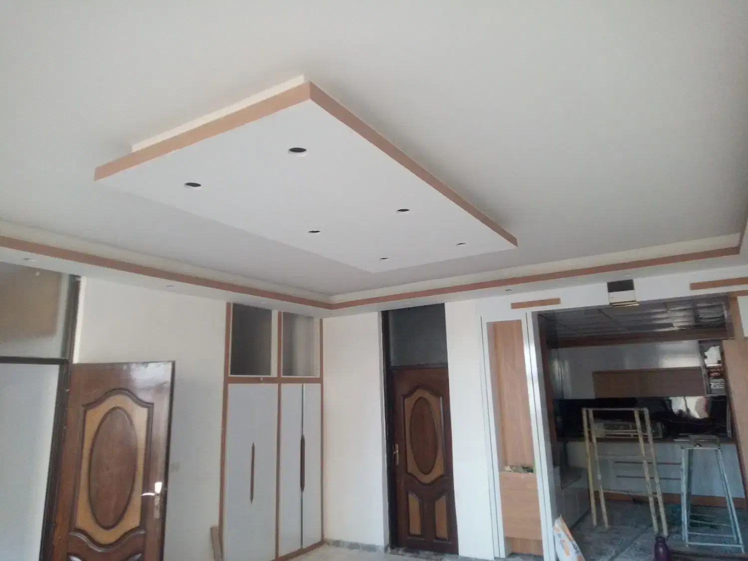 نقاش ساختمان استا کار|خدمات پیشه و مهارت|پارس‌آباد, |دیوار