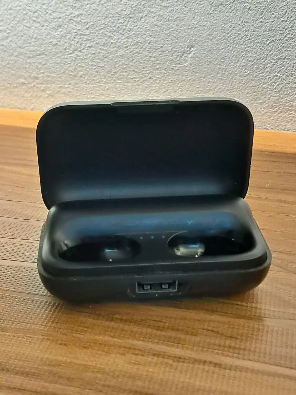 کیس ایرپاد پیدا شده|اشیا|رشت, کوی مهر|دیوار