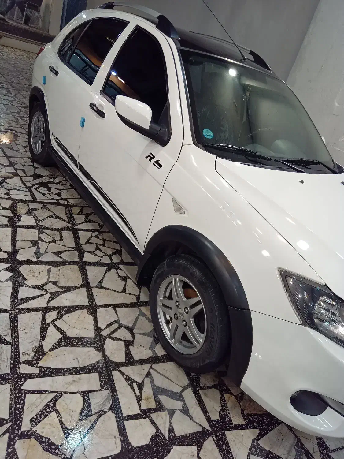 کوییک ارمدل۱۴۰۱|خودرو سواری و وانت|رشت, فلسطین|دیوار