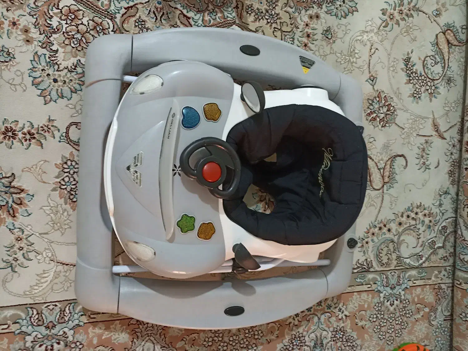 روروئک در حد نو|کالسکه و لوازم جانبی|سنقر, |دیوار