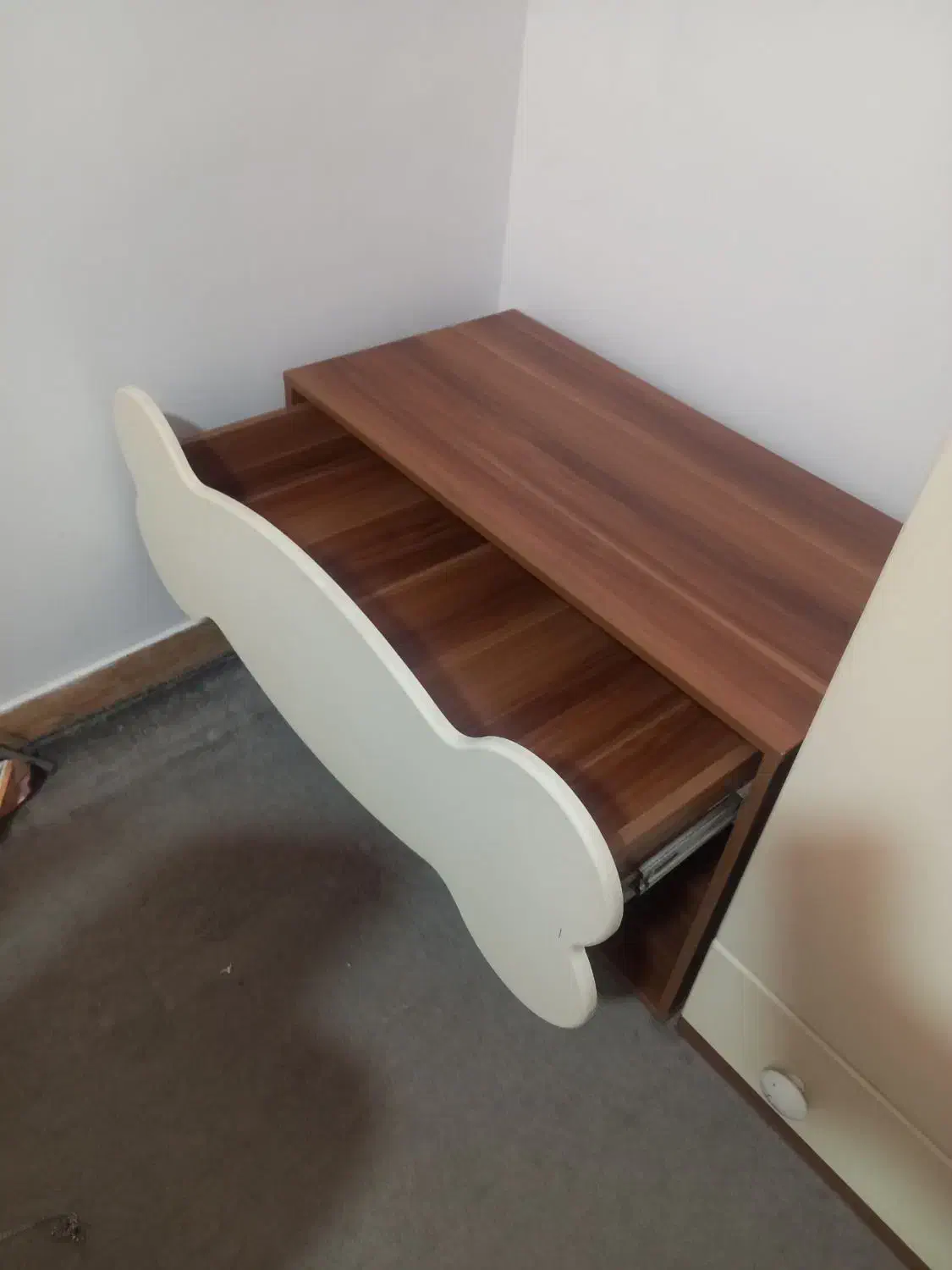 سرویس تخت و کمد نوجوان|تخت و سرویس خواب|زرندیه, |دیوار