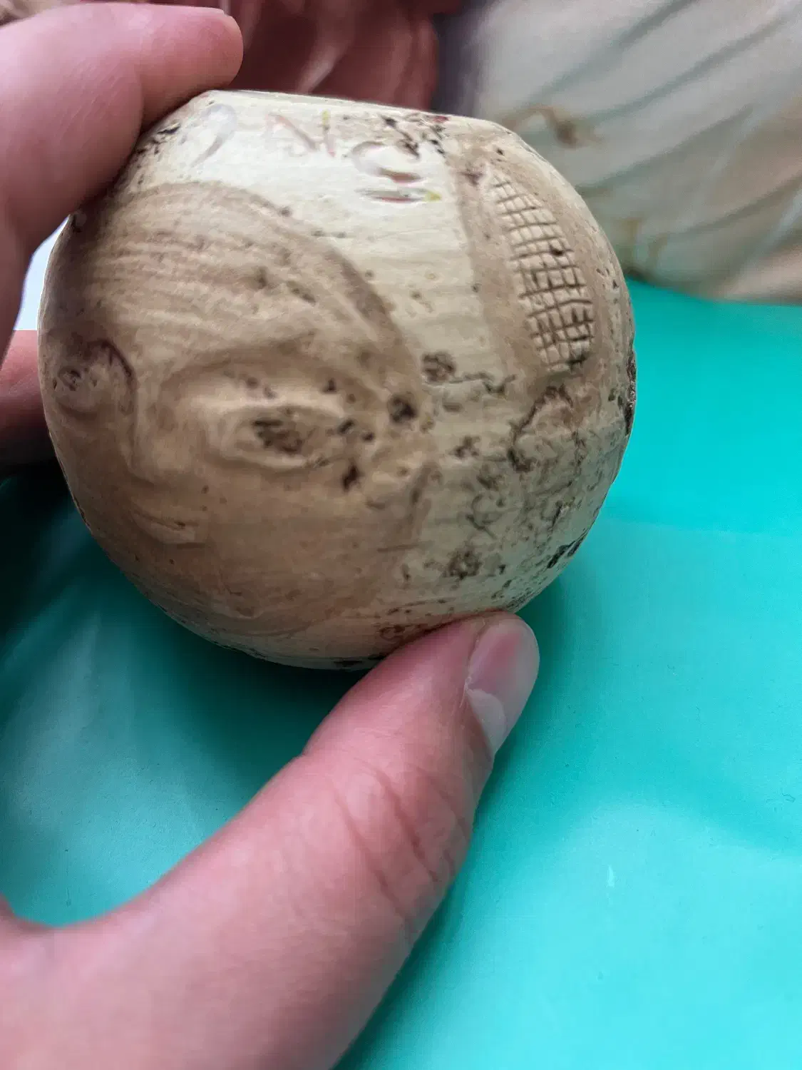 سنگ سفید|جواهرات|فردوس (خراسان), |دیوار