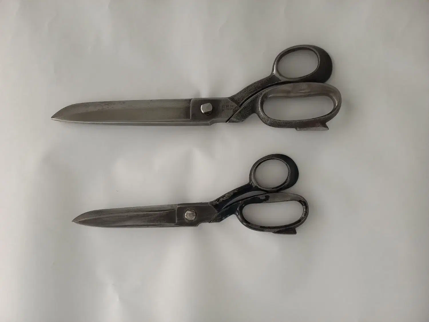 قیچی خیاطی آلمانی|لوازم خیاطی و بافتنی|تهران, عباسآباد|دیوار