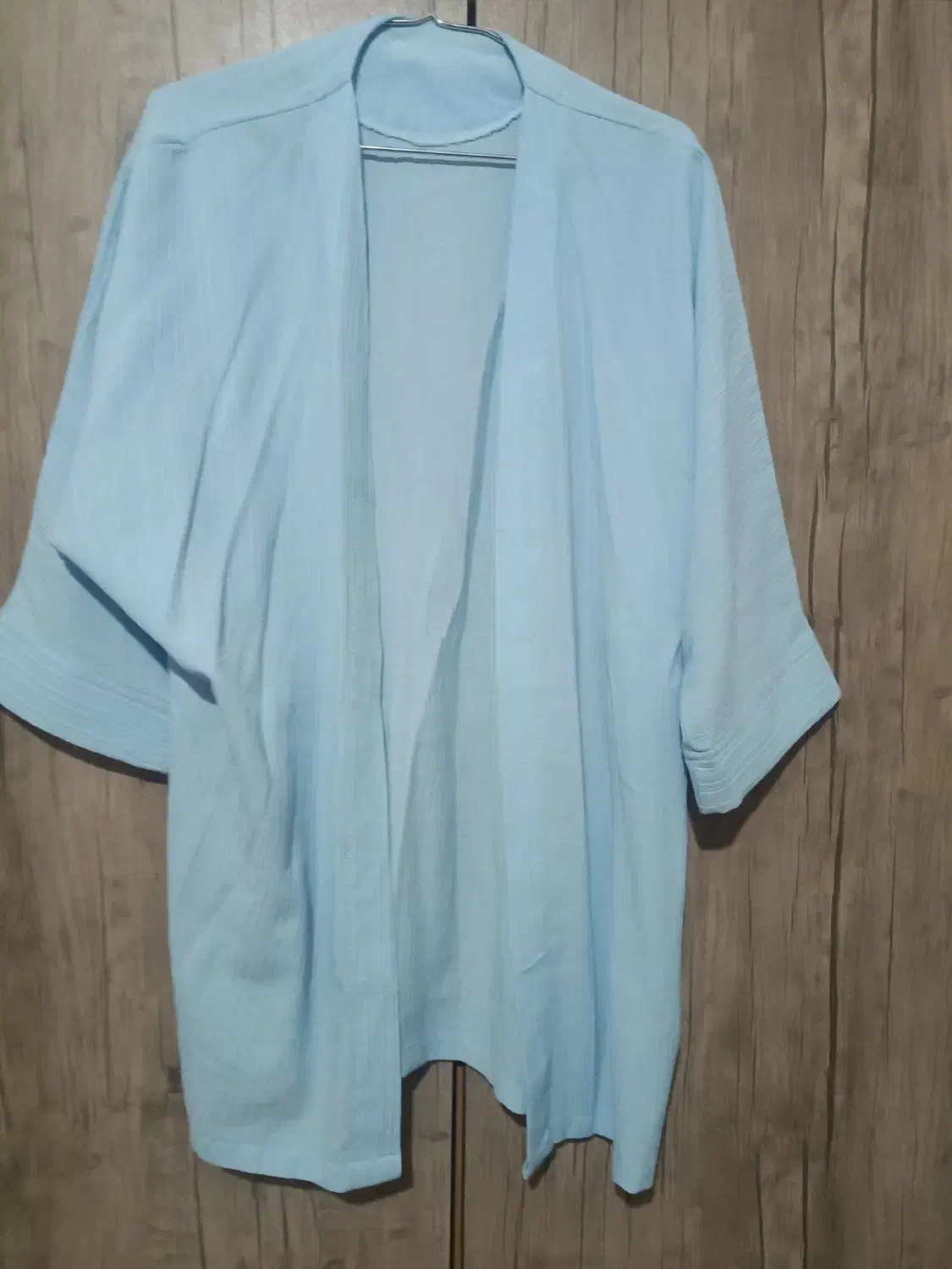 مانتو جلو باز|لباس|میانه, |دیوار