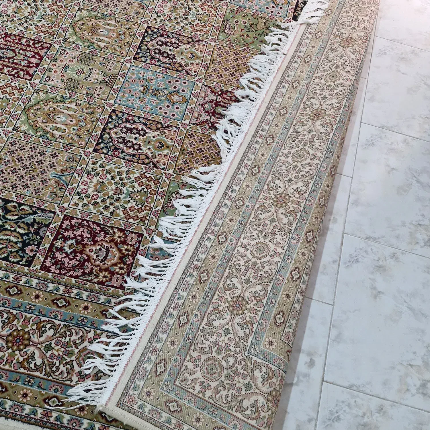 قالیچه یک در یک و نیم ماشینی سالم و تمیز|فرش|پردیس, فاز ۸|دیوار