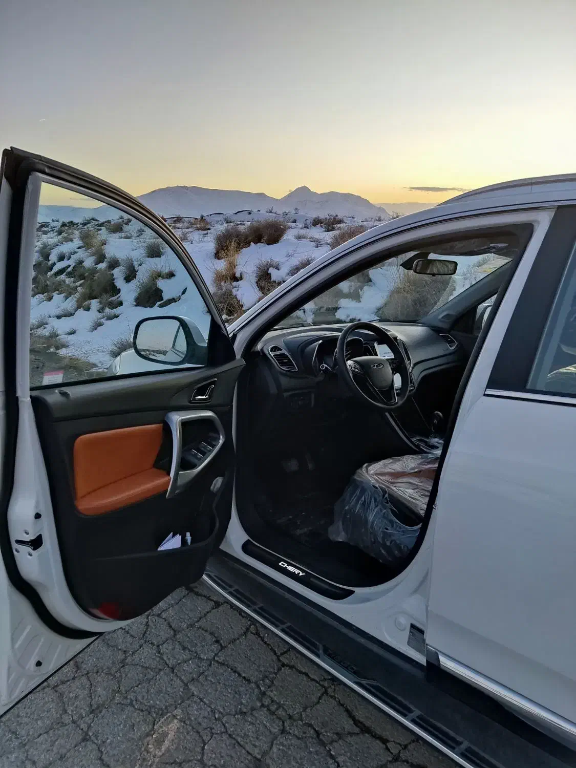 تیگو پنج مدل ۱۳۹۹ بیرنگ|خودرو سواری و وانت|ملایر, |دیوار