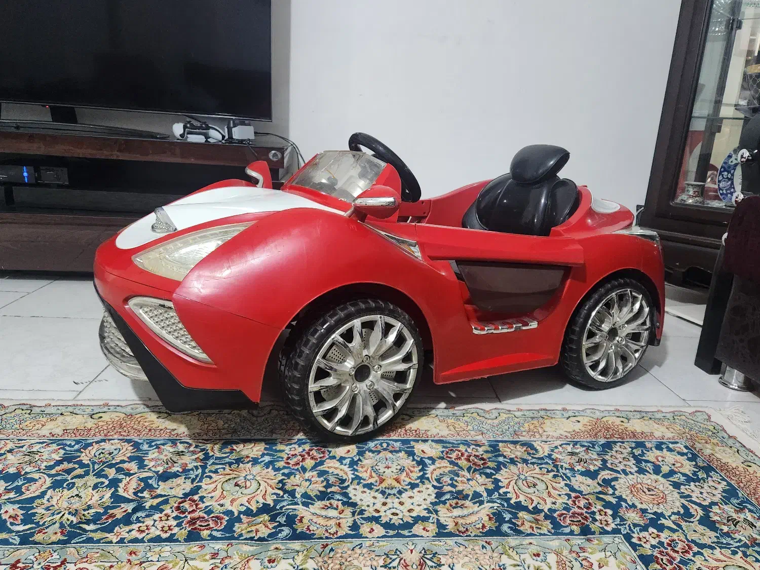 ماشین شارژی با فرمون برقی وارداتی|اسباببازی بچه|اندیشه, اندیشه فاز ۴|دیوار