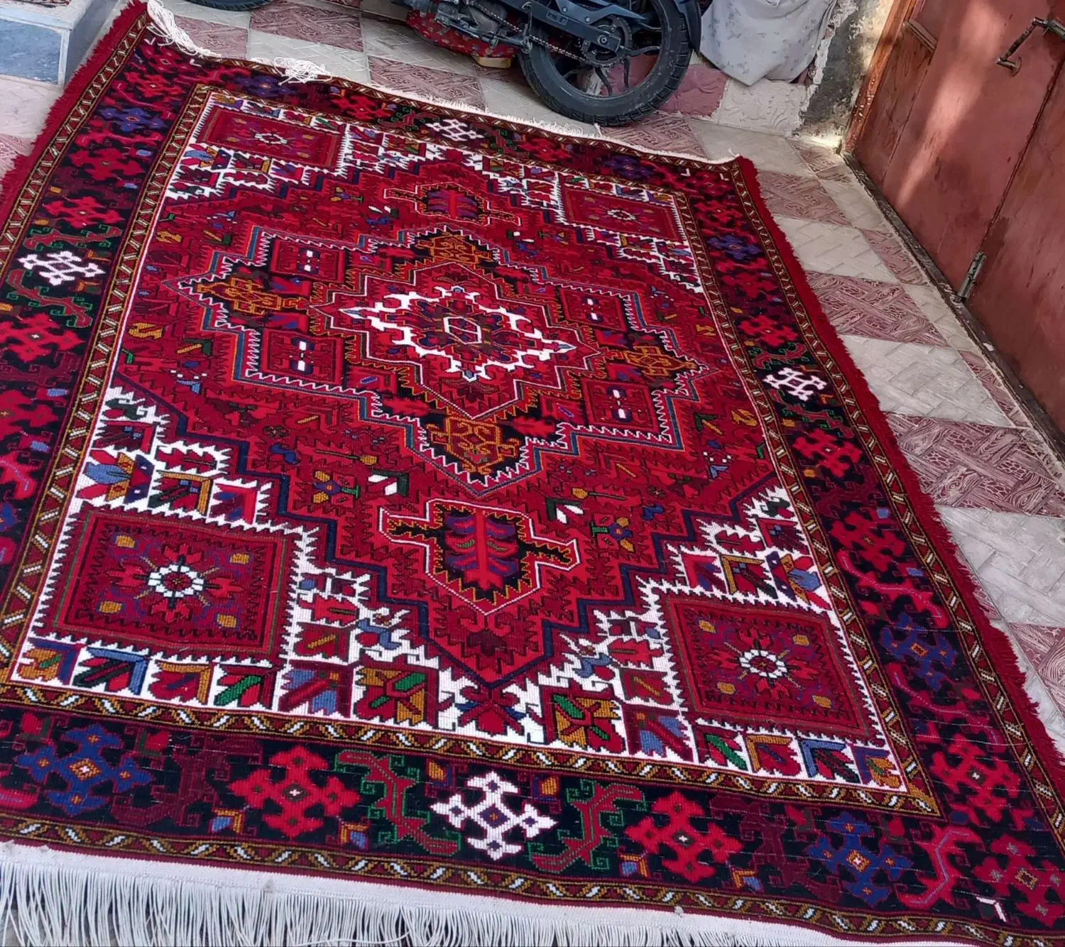 فرش جفت شش متری|فرش|اهر, |دیوار