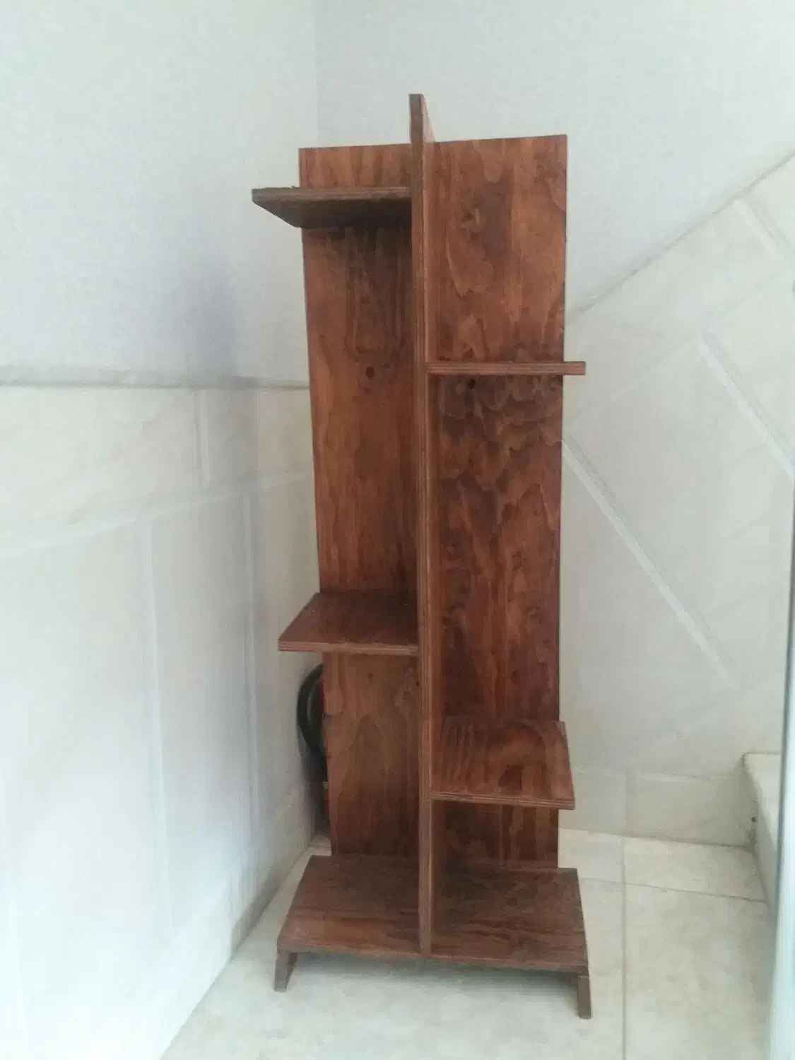 باکس گلدان|کتابخانه، شلف، قفسه‌های دیواری|آران و بیدگل, |دیوار