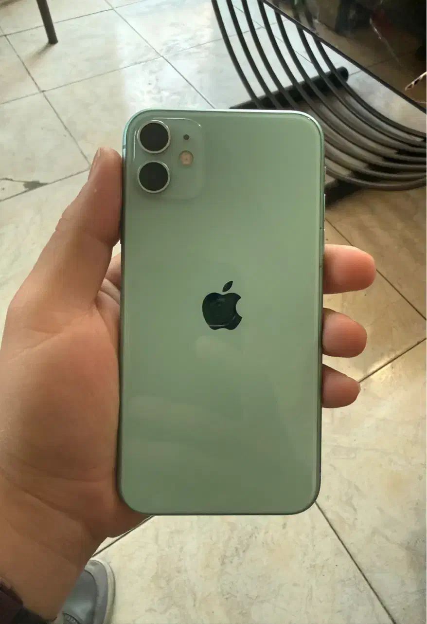 فروشی ایفون ۱۱ تک سیم تمیز درحد|موبایل|شیراز, مسلم|دیوار