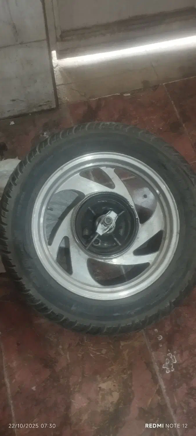 لوازم موتورسیکلت|قطعات یدکی و لوازم جانبی|تهران, شکوفه (عبدل آباد)|دیوار