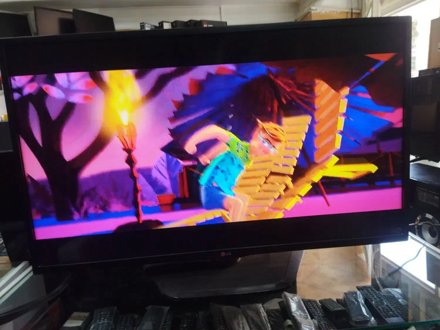 تلویزیون ال جی اصل کره 42اینچ بسیار خوش تصویر|تلویزیون و پروژکتور|محمدشهر, محمدشهر|دیوار