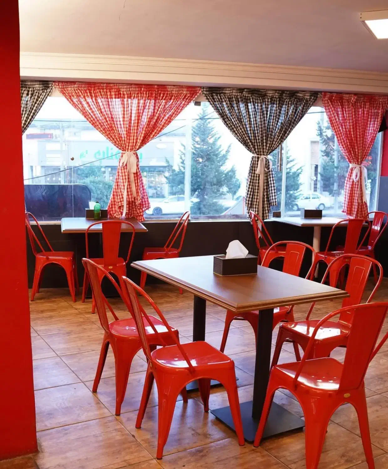 کار در فست فود|استخدام خدمات فروشگاه و رستوران|چالوس, |دیوار