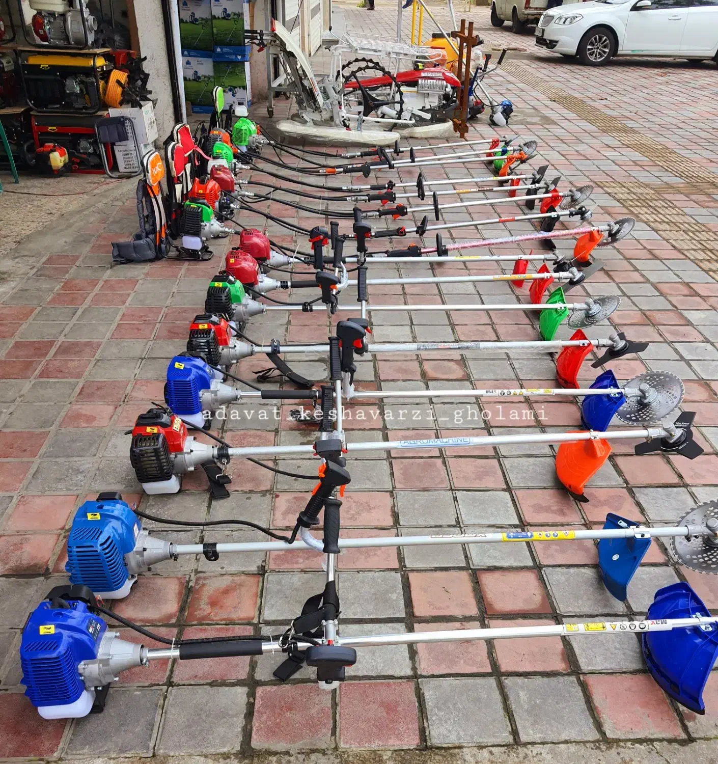 علفتراش برق موتور چمن زن پشتی دوشی بنزینی شارژی|ماشین‌آلات صنعتی|رشت, بلوار گیلان|دیوار