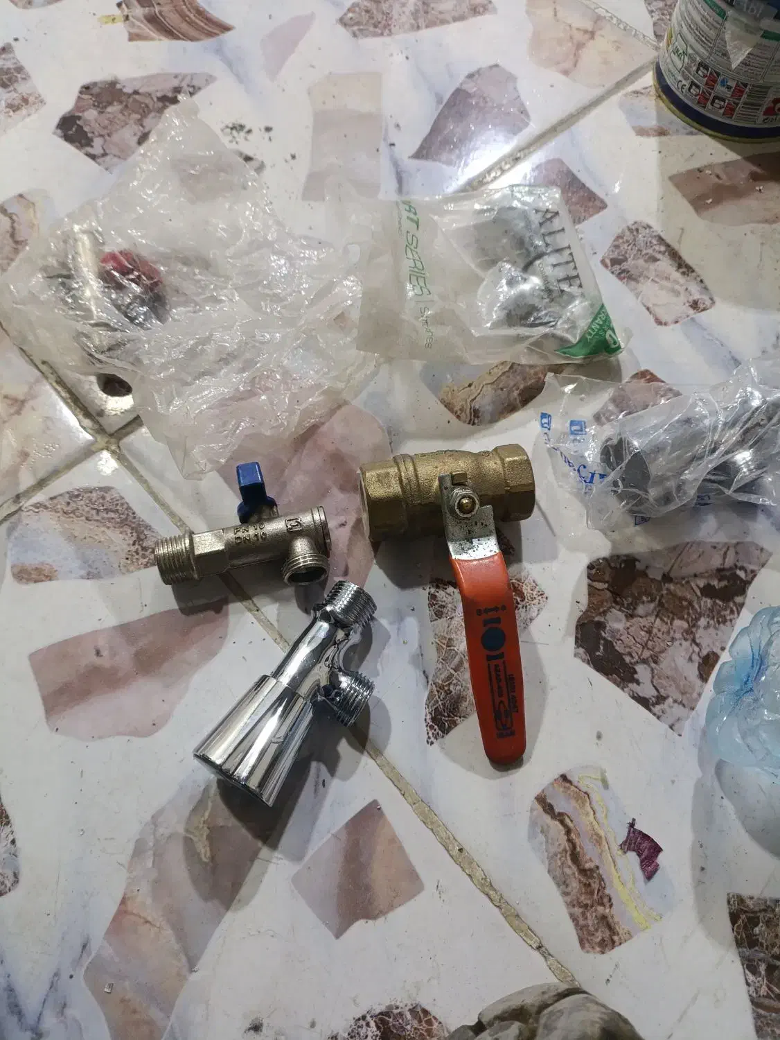 شیر دیواری|لوازم سرویس بهداشتی|اهواز, نبوت|دیوار