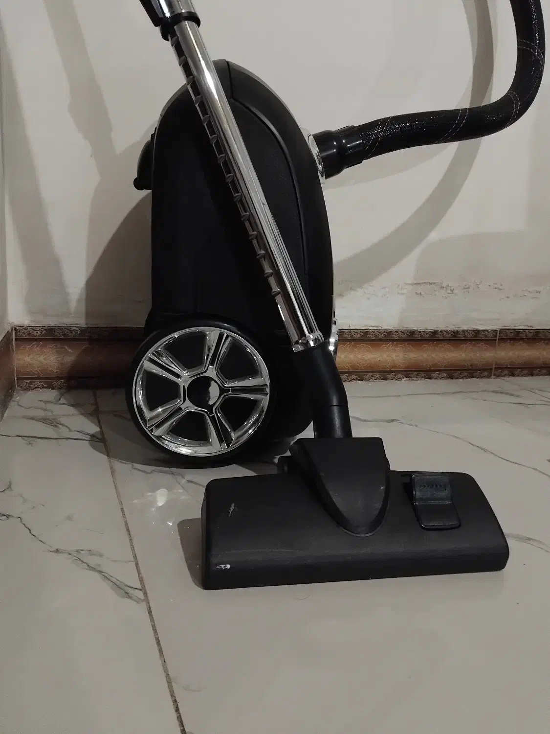 نظافت منزل و محل کار|خدمات نظافت|چالوس, |دیوار