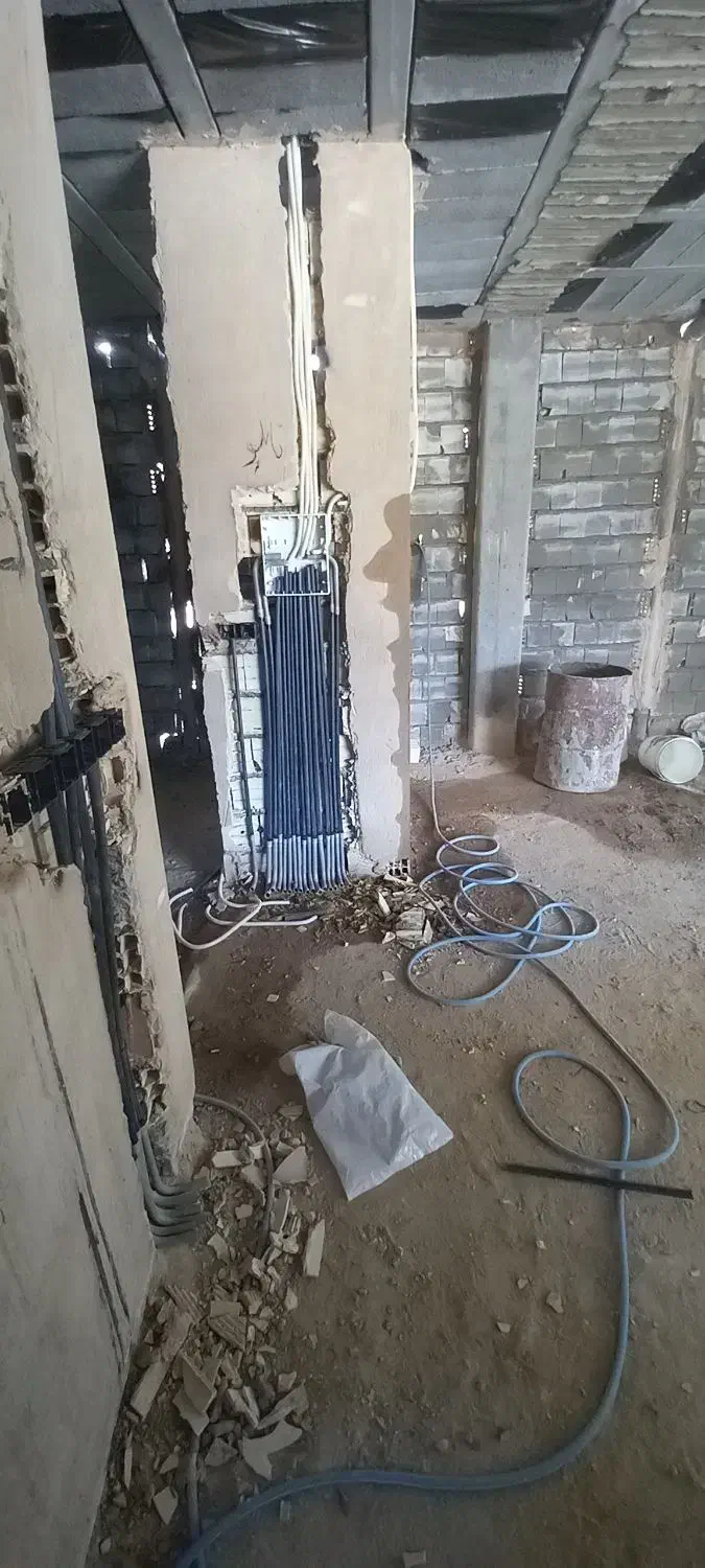 برقکشی و لوله کشی آب و فاضلاب|خدمات پیشه و مهارت|فولادشهر, B1|دیوار