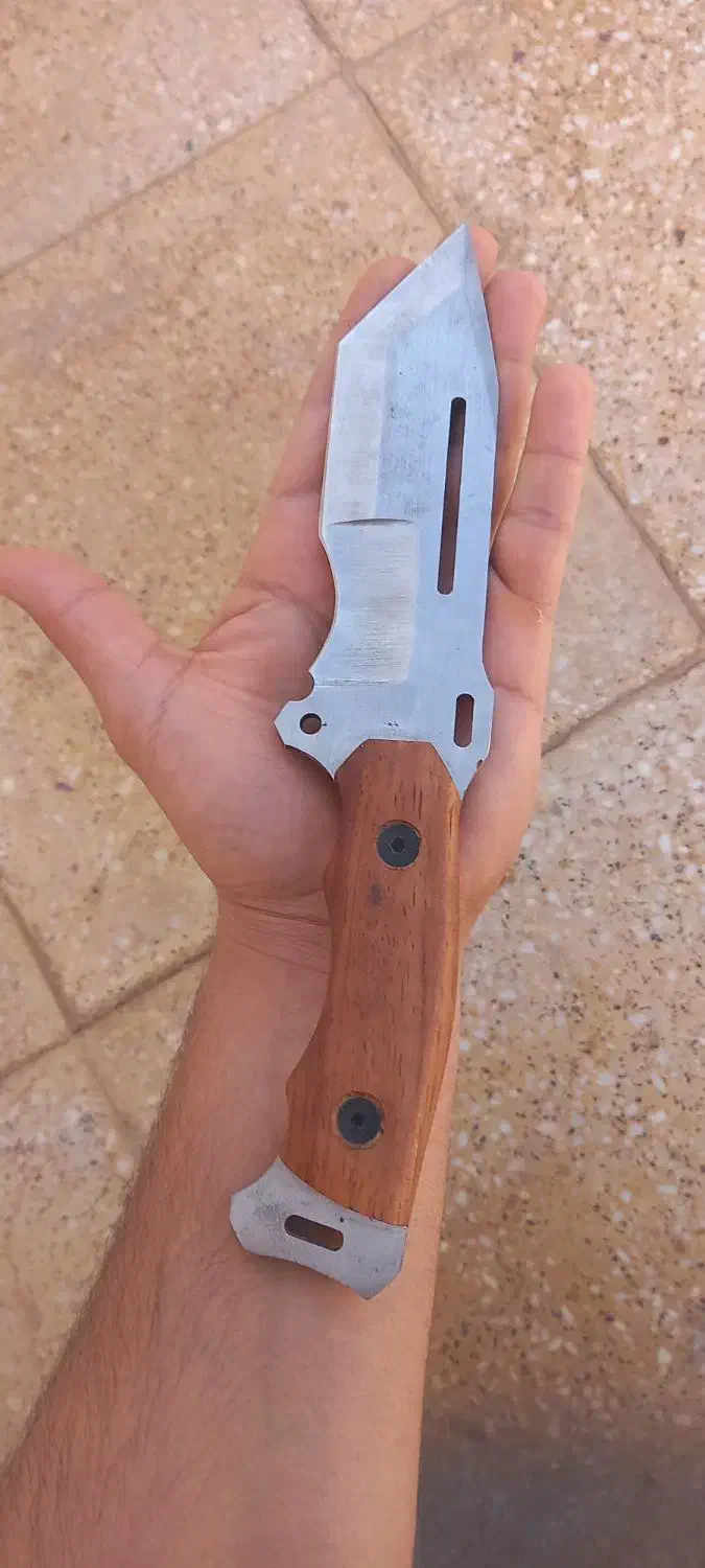 چاقو|کلکسیون اشیاء عتیقه|مسجد سلیمان, |دیوار