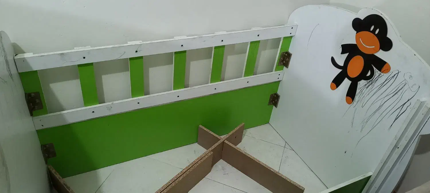 تخت قد ۱۲۰ و کمد با دو کشو|تخت و سرویس خواب|محمدیه-قزوین, |دیوار