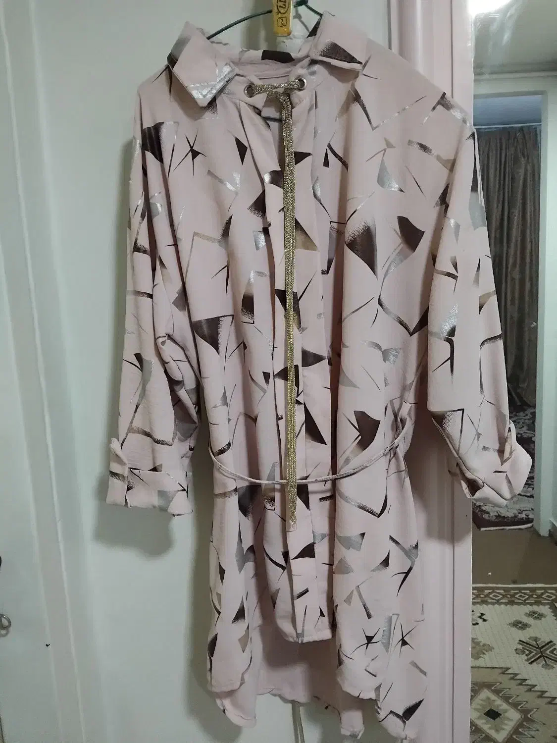 لباس|لباس|اراک, |دیوار