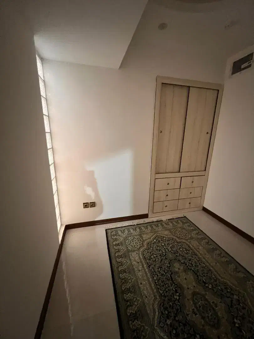 رهن قابل تبدیل دسترسی عالی ۳ خواب تک واحدی|اجارهٔ آپارتمان|قم, زنبیل آباد|دیوار