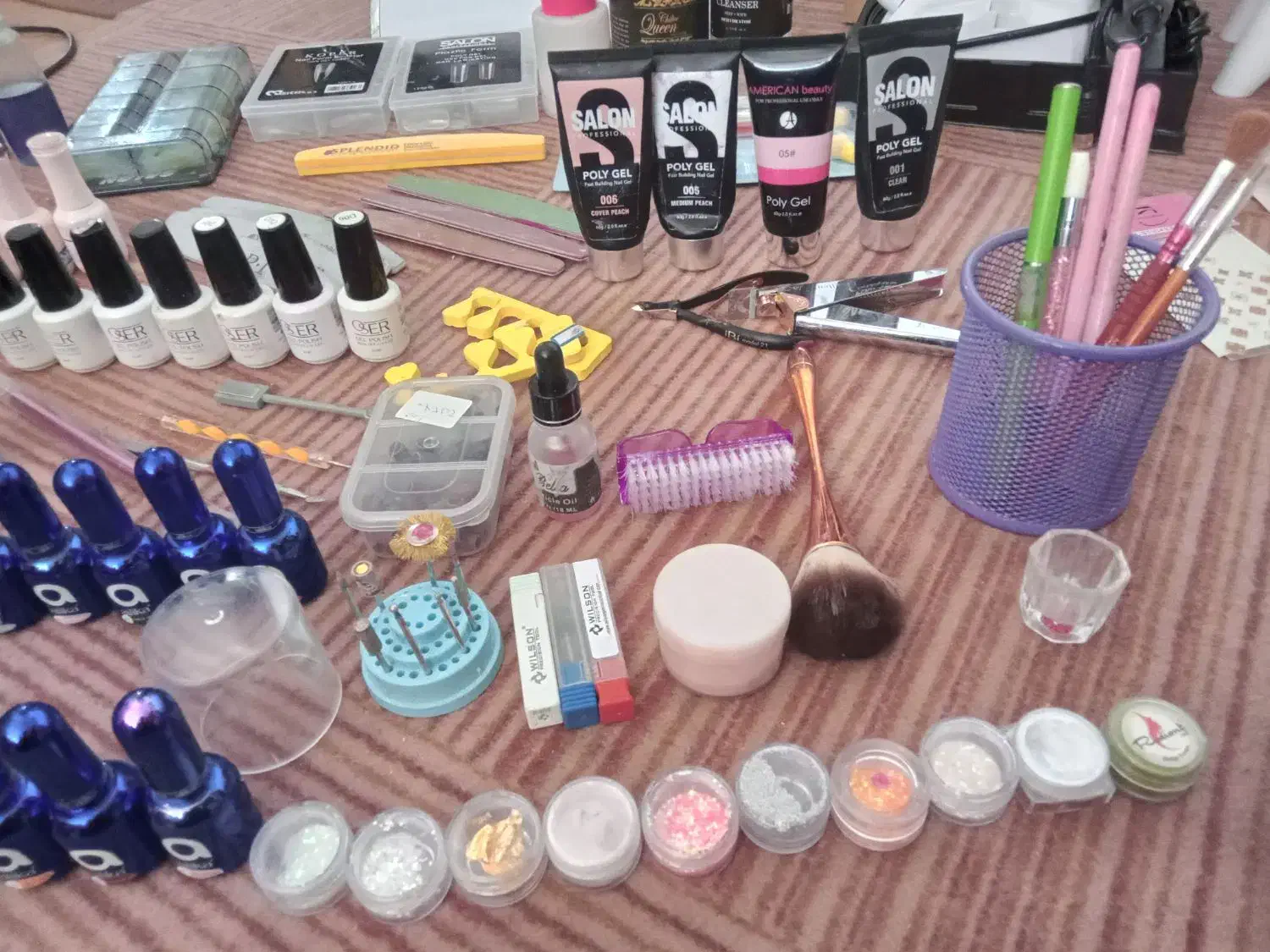 وسایل کامل کاشت ناخن|آرایشی، بهداشتی، درمانی|شیراز, شریف‌آباد|دیوار