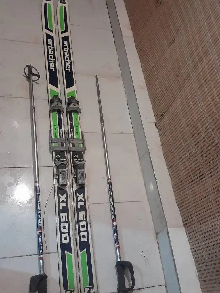 چوب اسکی|ورزش‌های زمستانی|پردیس, فاز ۱۱|دیوار