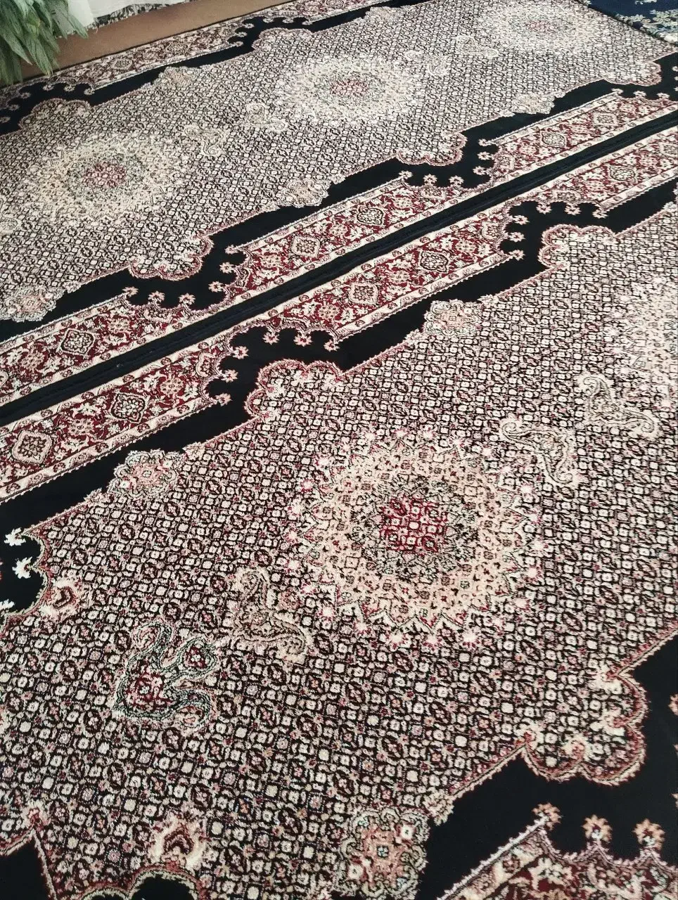 فرش و گل|فرش|ثلاث باباجانی, |دیوار