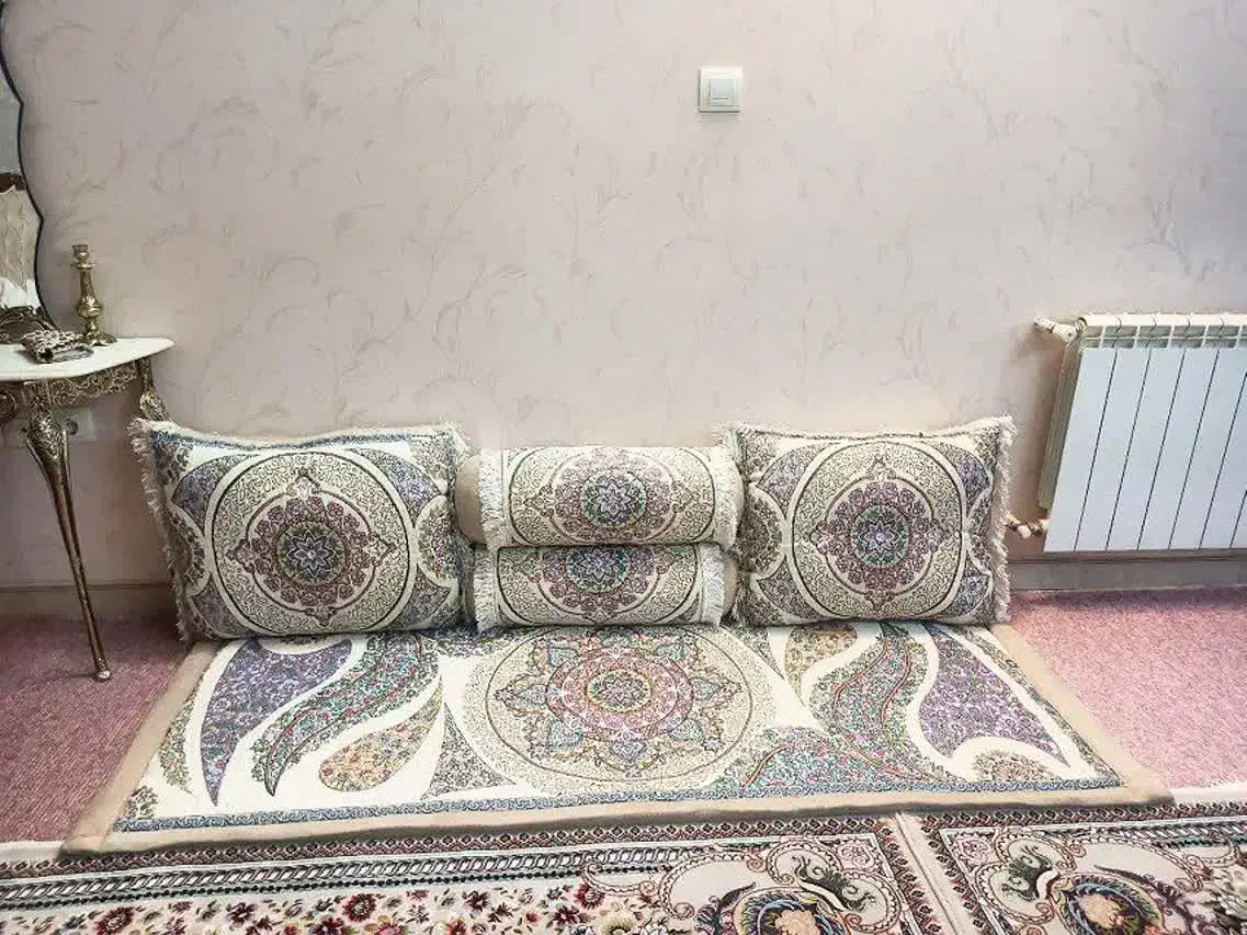 ست پشتی شاه نشین|پشتی|همدان, |دیوار