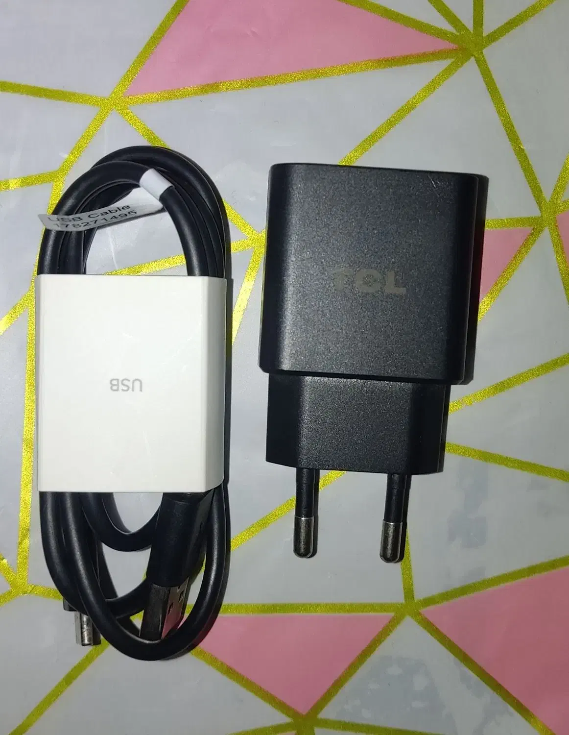 شارژر 18 وات TCL|لوازم جانبی موبایل و تبلت|تربت‌حیدریه, داروپخش|دیوار