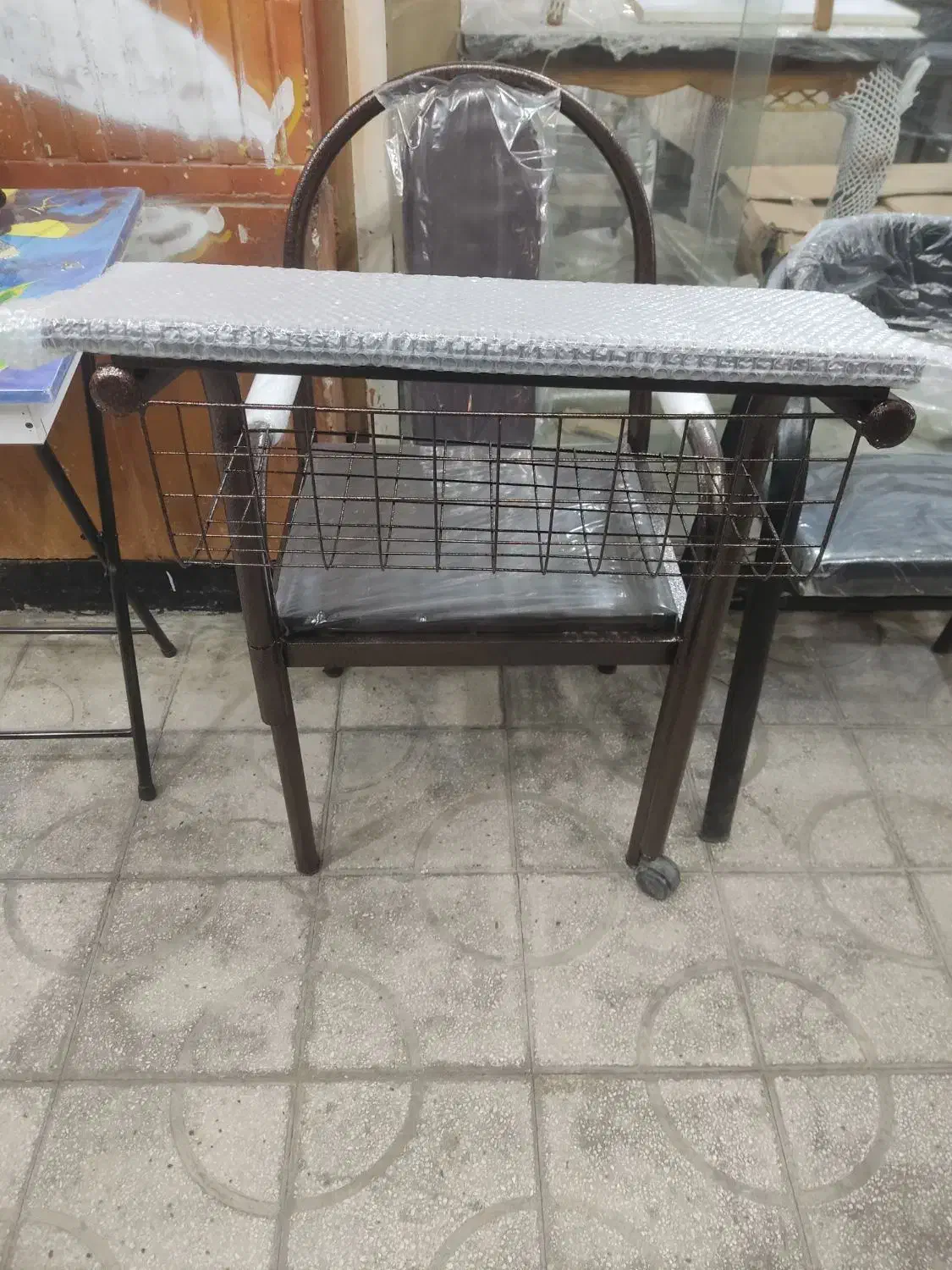 صندلی نماز|صندلی و نیمکت|فسا, |دیوار