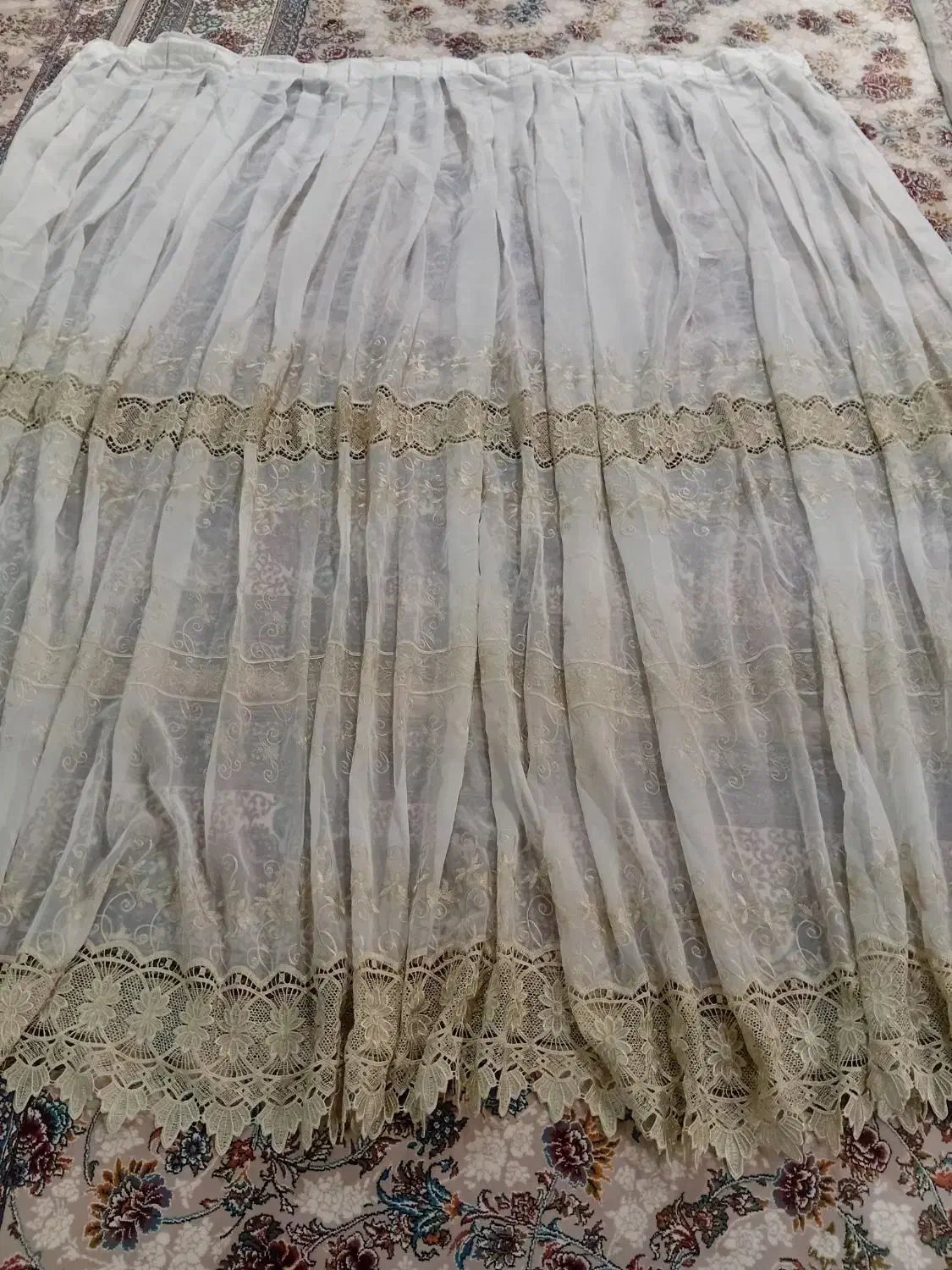 پرده حریر|پرده، رانر، رومیزی|هشتگرد, هشتگرد قدیم|دیوار