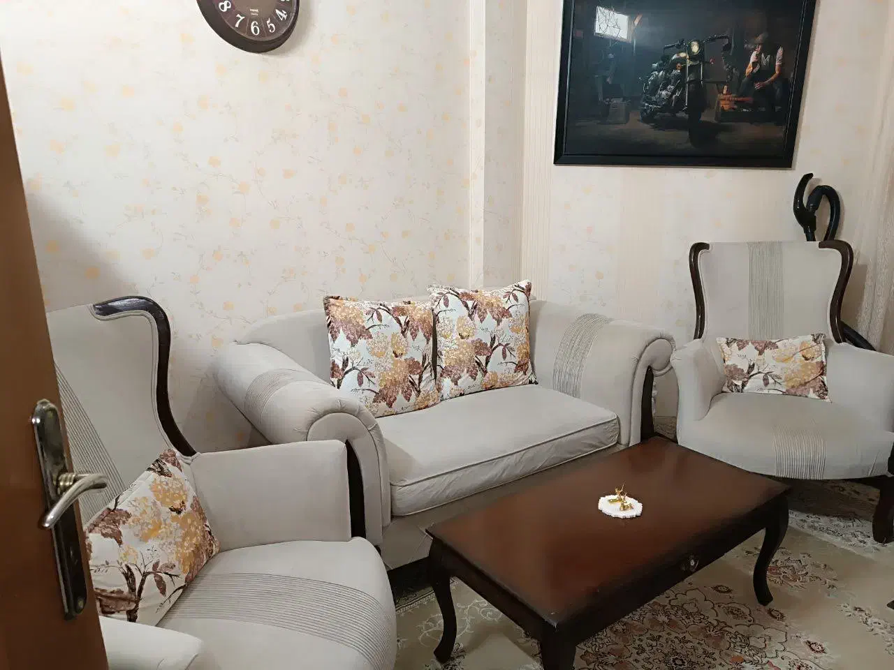 نیم ست مبلمان|مبلمان خانگی و میز عسلی|مشهد, تربیت (صدف)|دیوار