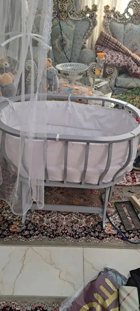 گهواره|تخت و صندلی بچه|باغستان, |دیوار